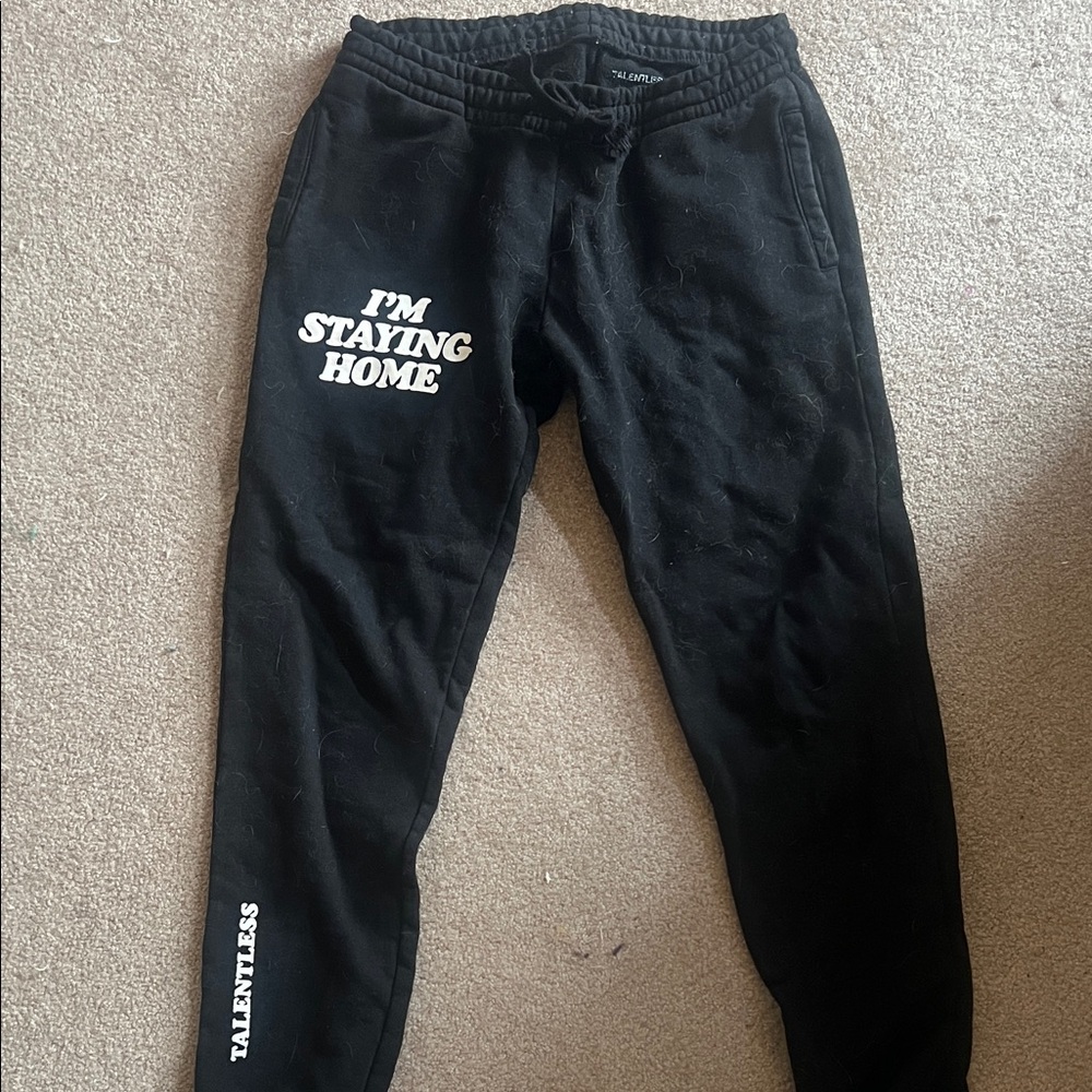 TALENTLESS Black Sweatpants I’m staying home